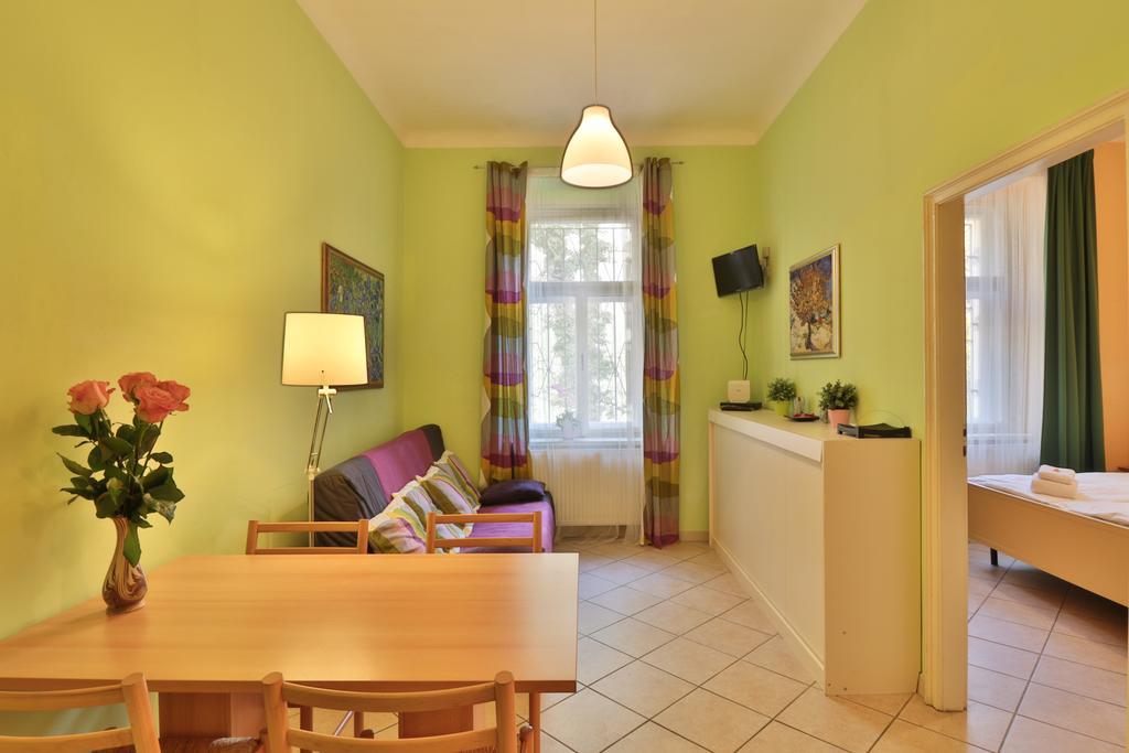 Apartment Na Kozacce 6 Praga Habitación foto