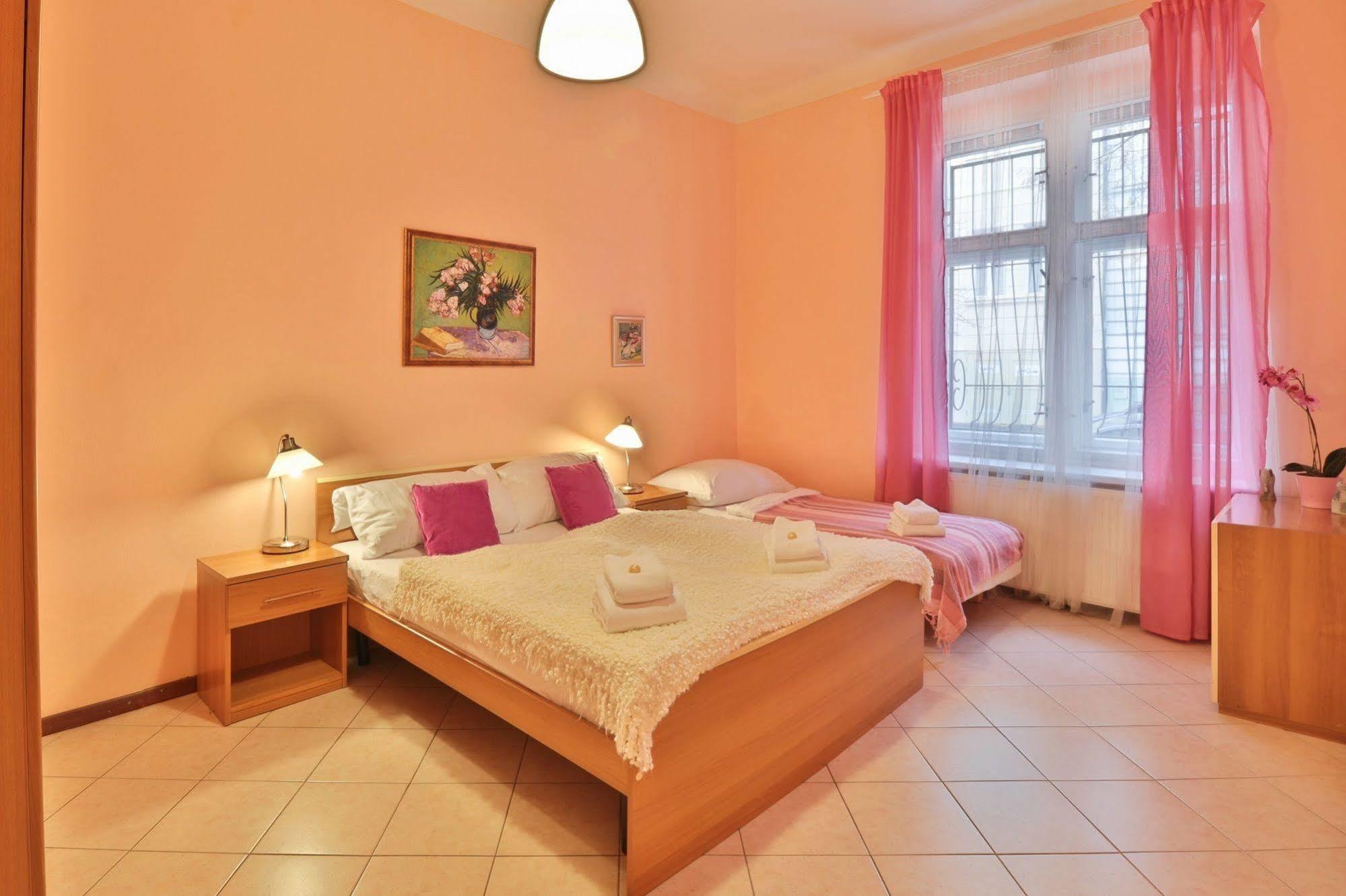 Apartment Na Kozacce 6 Praga Exterior foto